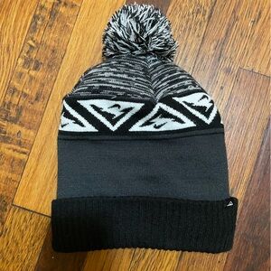 Only used few times

Excellent condition boys Nike winter beanie
One size